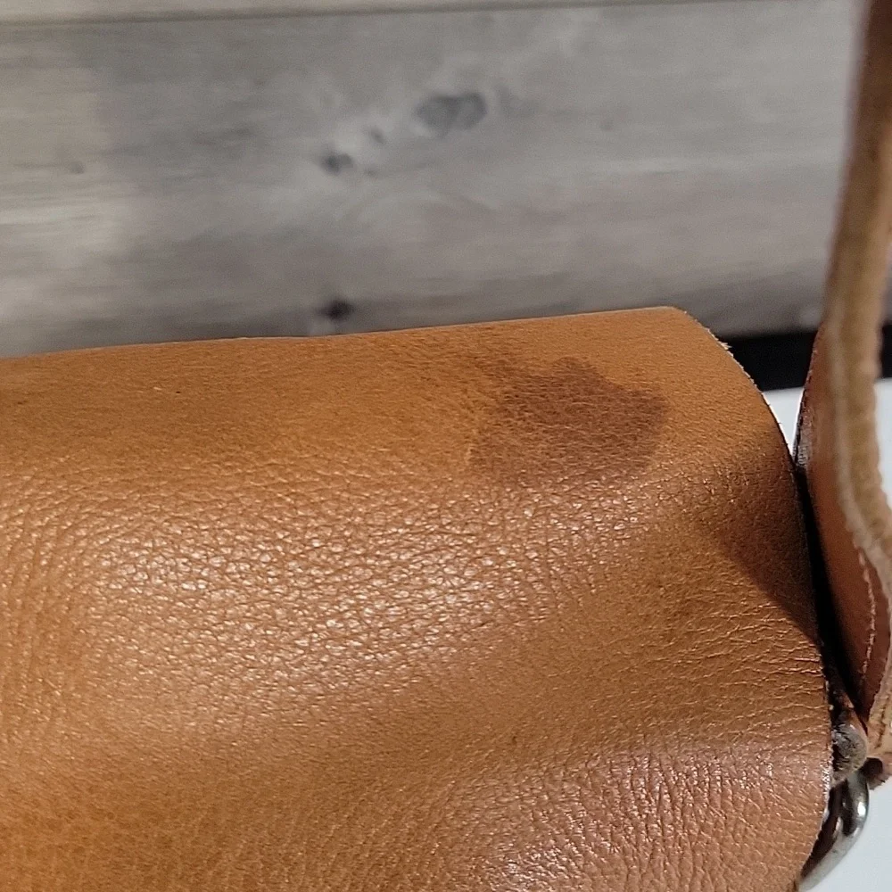 Harbout 2nd for Anthropologie Tan Leather Crossbody Bag
